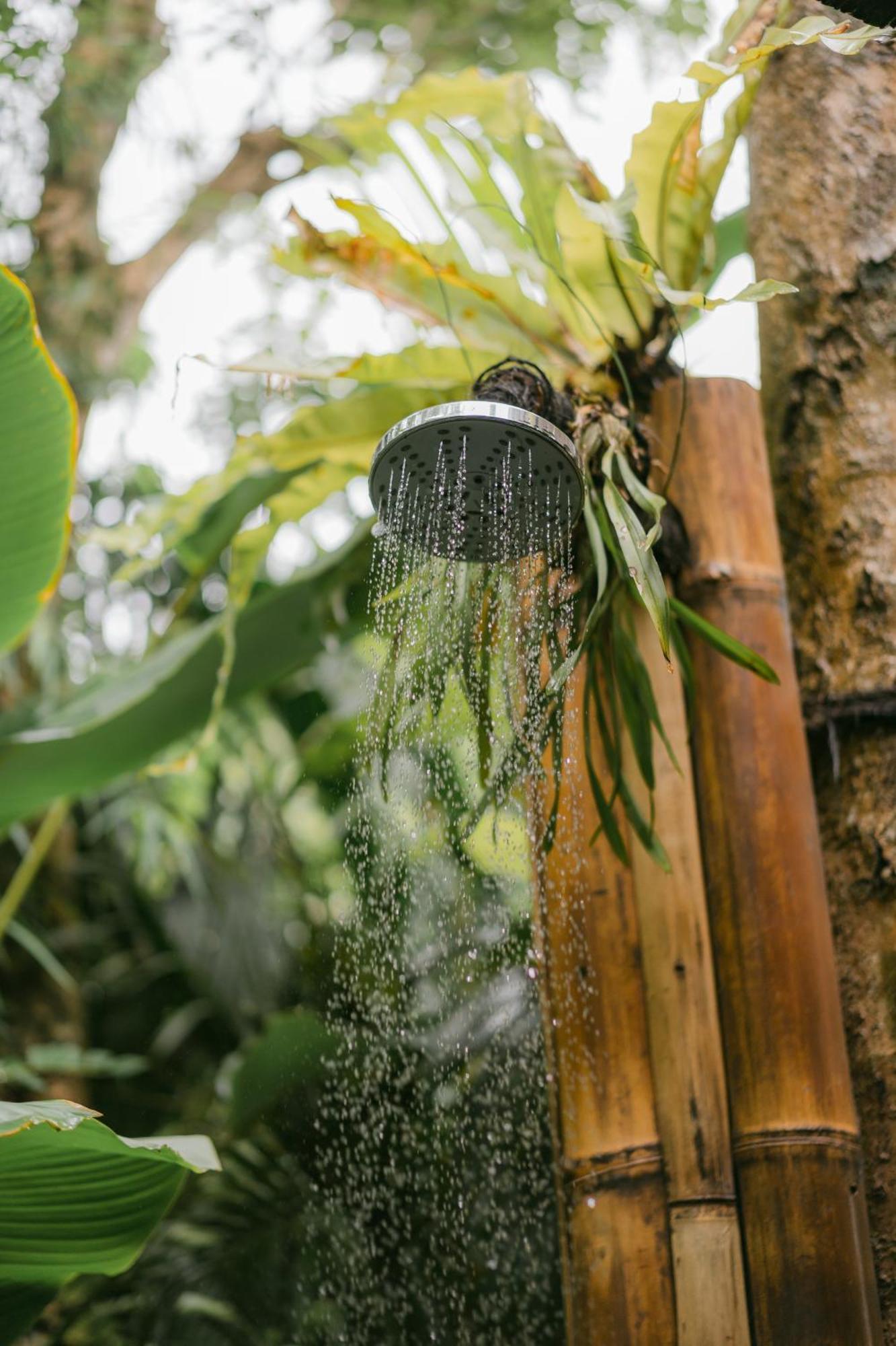 Вилла Alamvaya Bali Bamboo House Сидемен Экстерьер фото