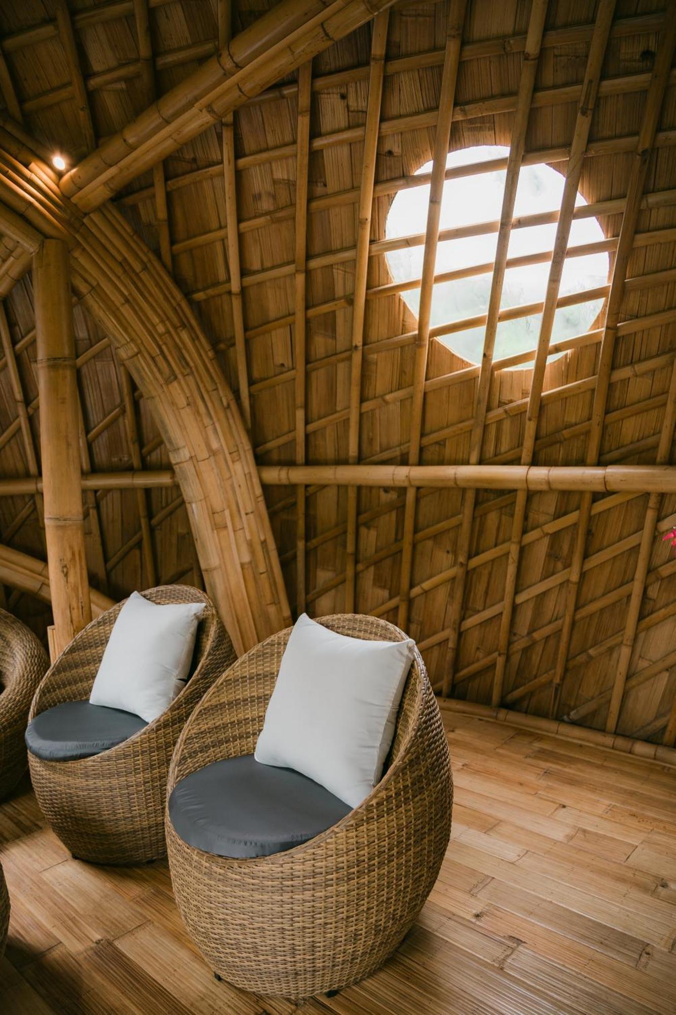 Вилла Alamvaya Bali Bamboo House Сидемен Экстерьер фото