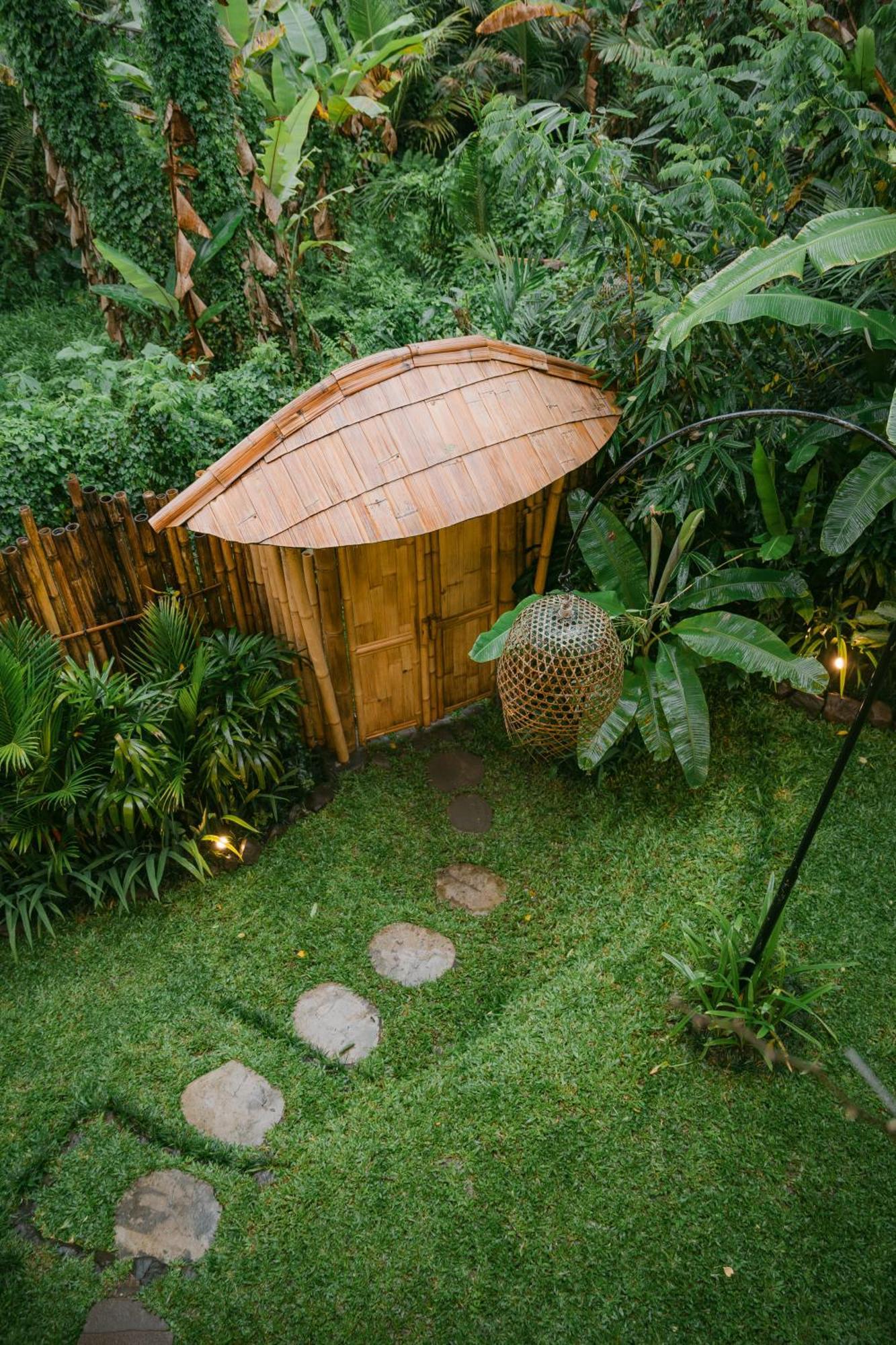 Вилла Alamvaya Bali Bamboo House Сидемен Экстерьер фото