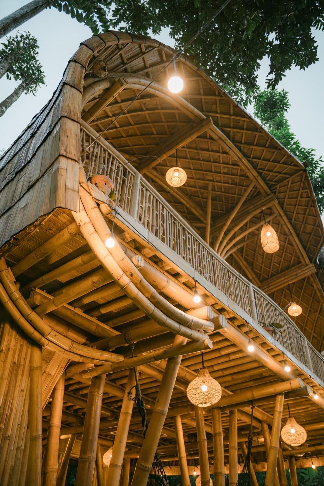 Вилла Alamvaya Bali Bamboo House Сидемен Экстерьер фото