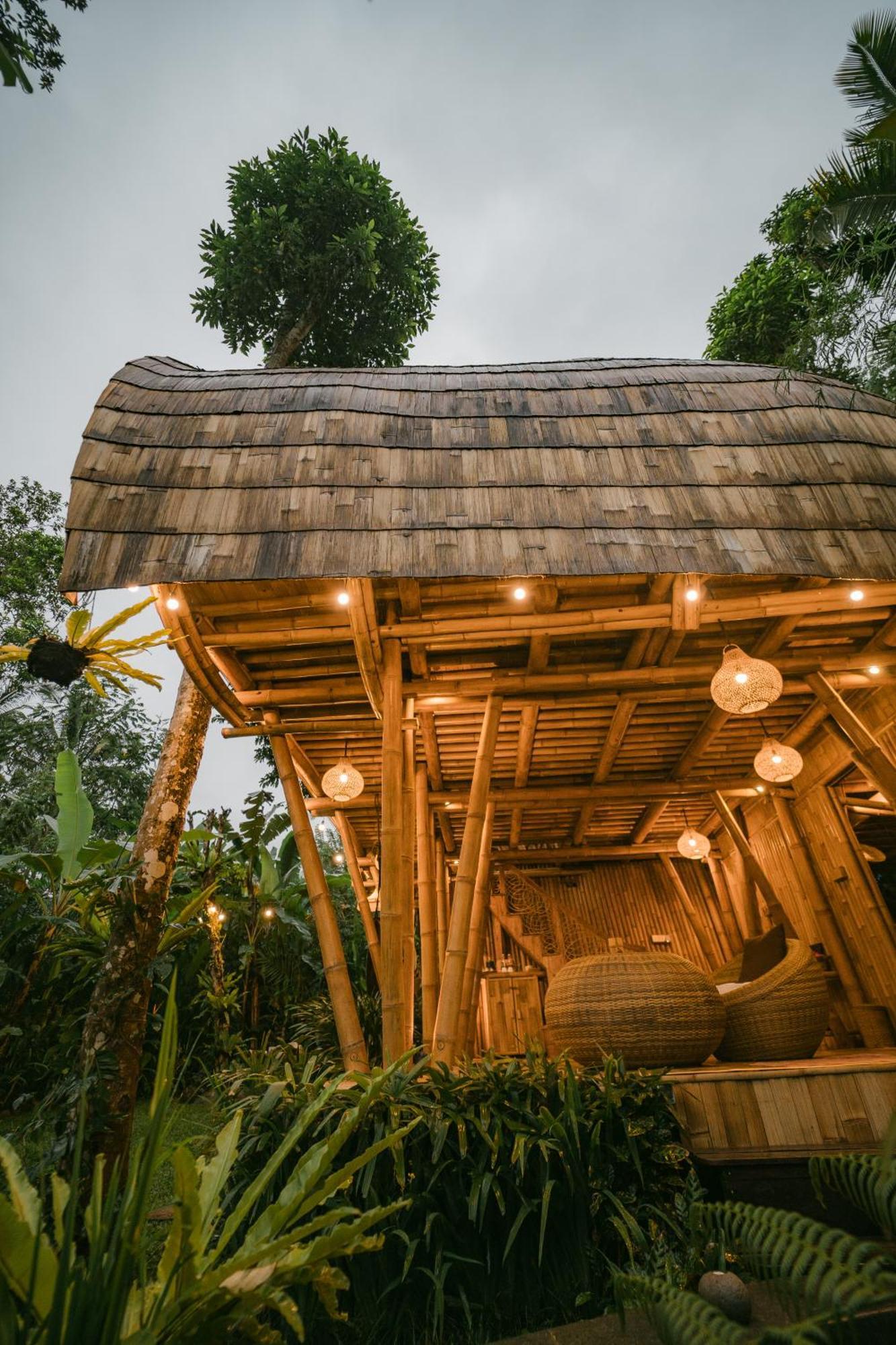 Вилла Alamvaya Bali Bamboo House Сидемен Экстерьер фото